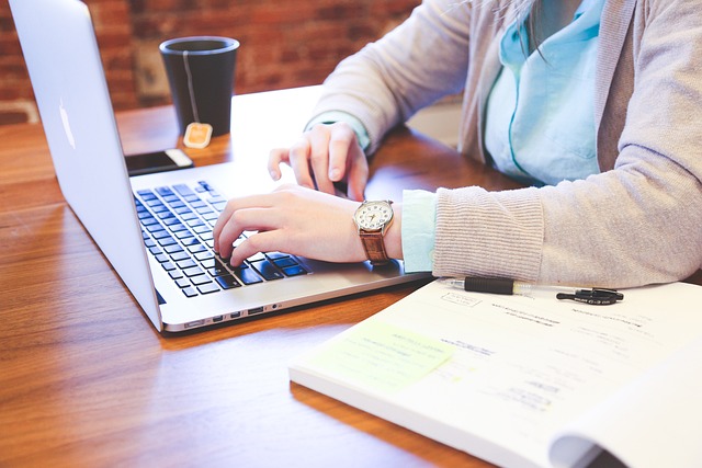 Le droit à la formation professionnelle et la formation continue